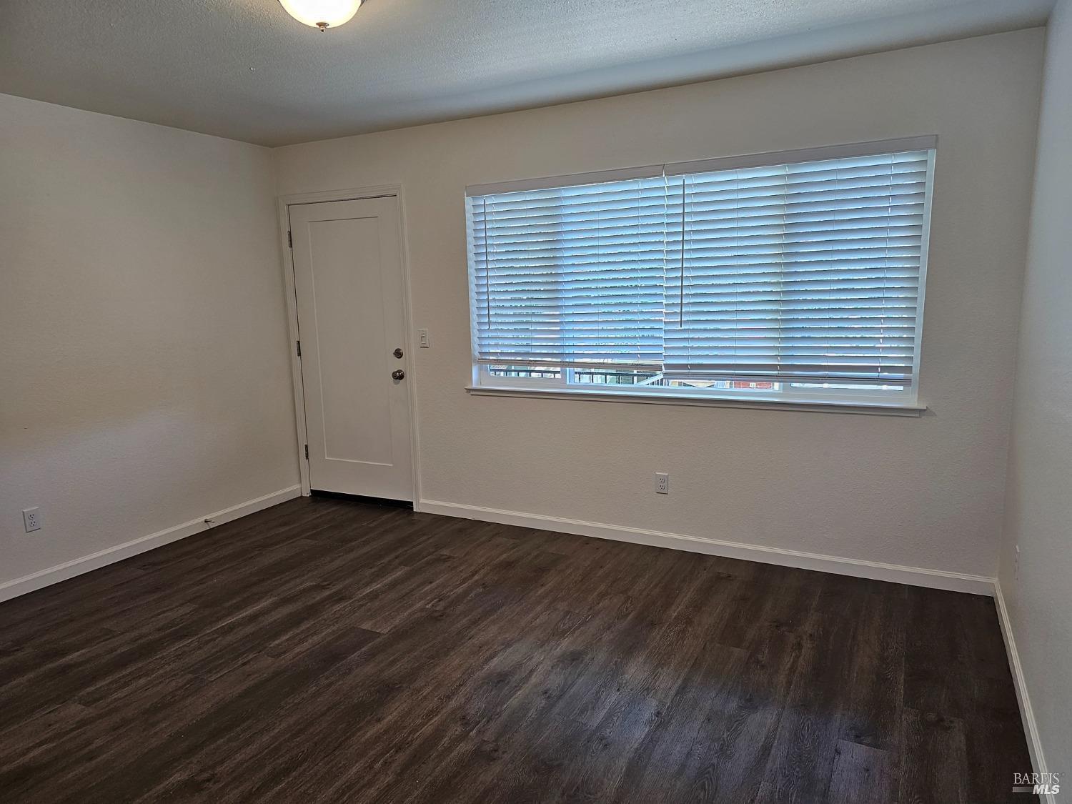 Detail Gallery Image 2 of 5 For 2060 Wilkins Ave #22,  Napa,  CA 94559 - 1 Beds | 1 Baths