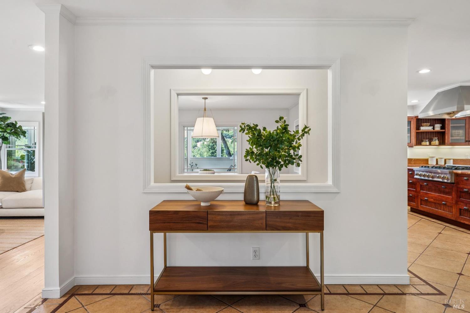 Detail Gallery Image 17 of 76 For 31 Irving Dr, San Anselmo,  CA 94960 - 4 Beds | 2 Baths