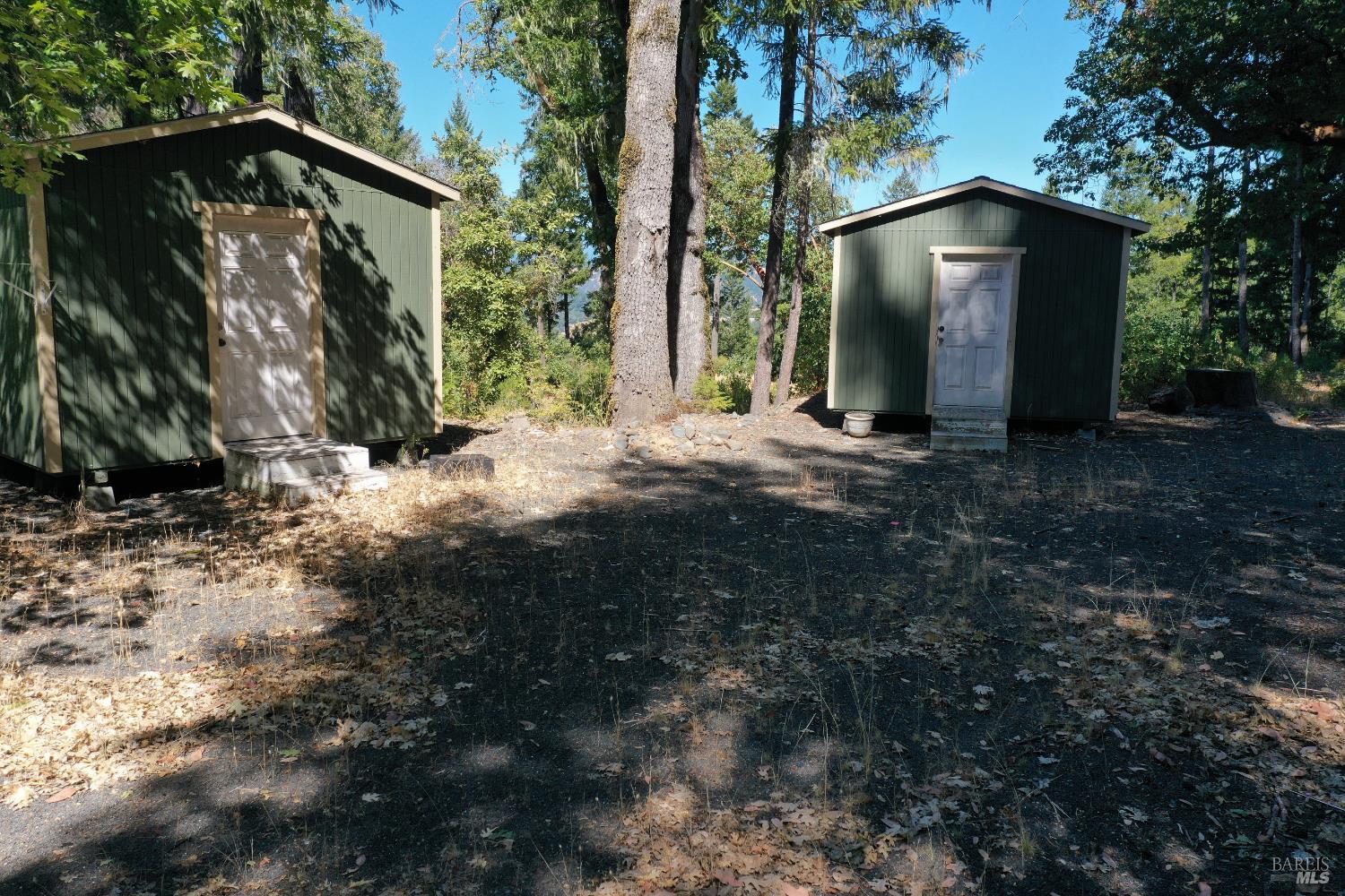 Detail Gallery Image 24 of 28 For 18500 Shafer Ranch Rd, Willits,  CA 95490 - 2 Beds | 1 Baths