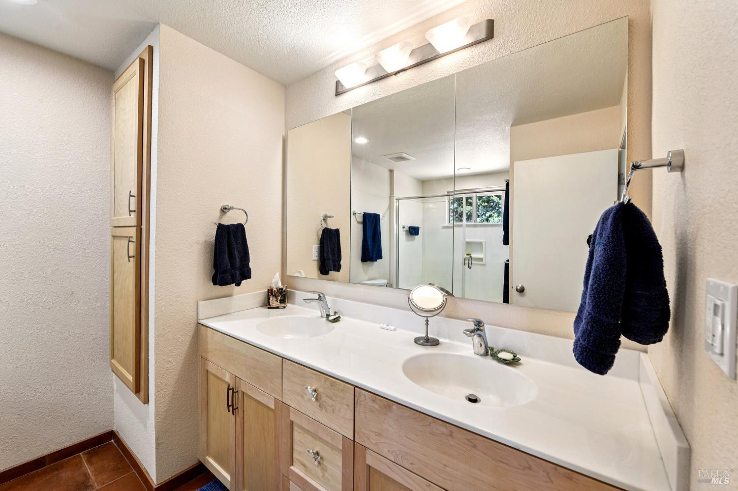 Detail Gallery Image 34 of 66 For 8621 Olive School Ln, Winters,  CA 95694 - 3 Beds | 2 Baths