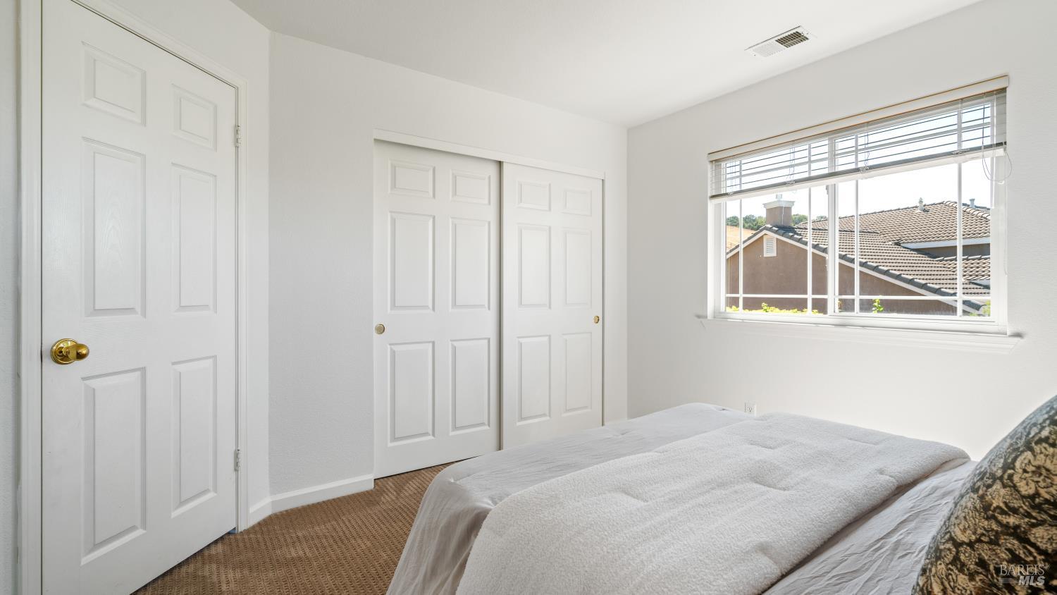 Detail Gallery Image 32 of 56 For 181 Dublin Ct, Petaluma,  CA 94952 - 4 Beds | 2/1 Baths