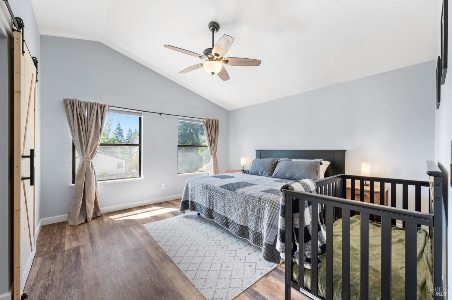 Detail Gallery Image 31 of 49 For 406 Stonecastle Way, Vacaville,  CA 95687 - 4 Beds | 2/1 Baths