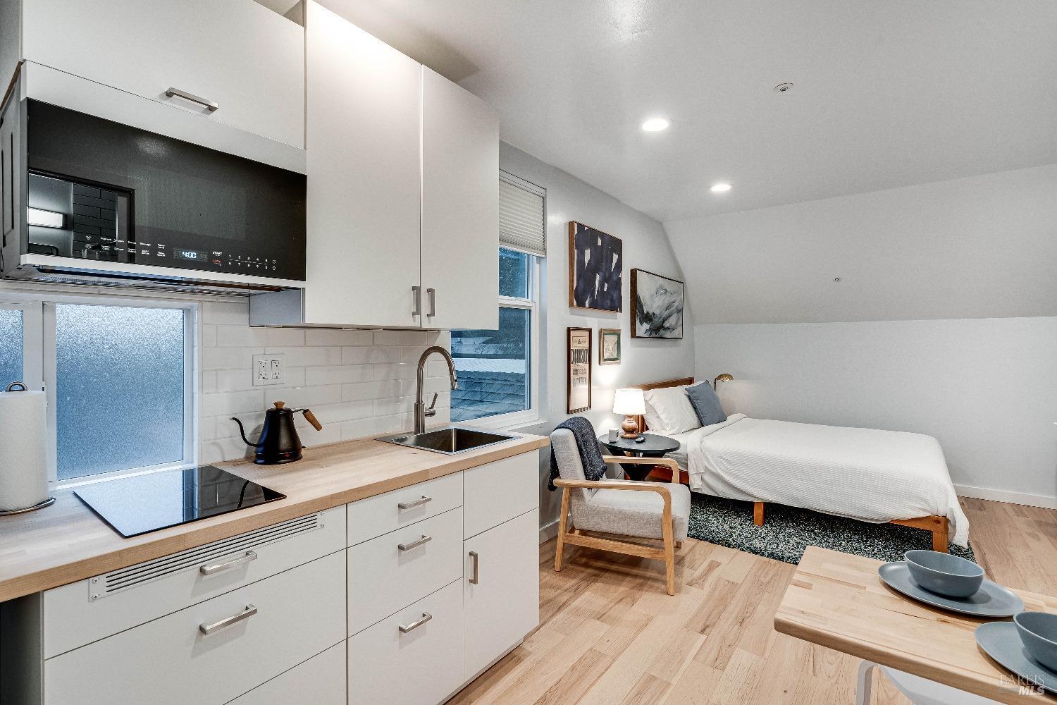 Detail Gallery Image 22 of 33 For 1532 Jefferson St, Napa,  CA 94559 - – Beds | – Baths