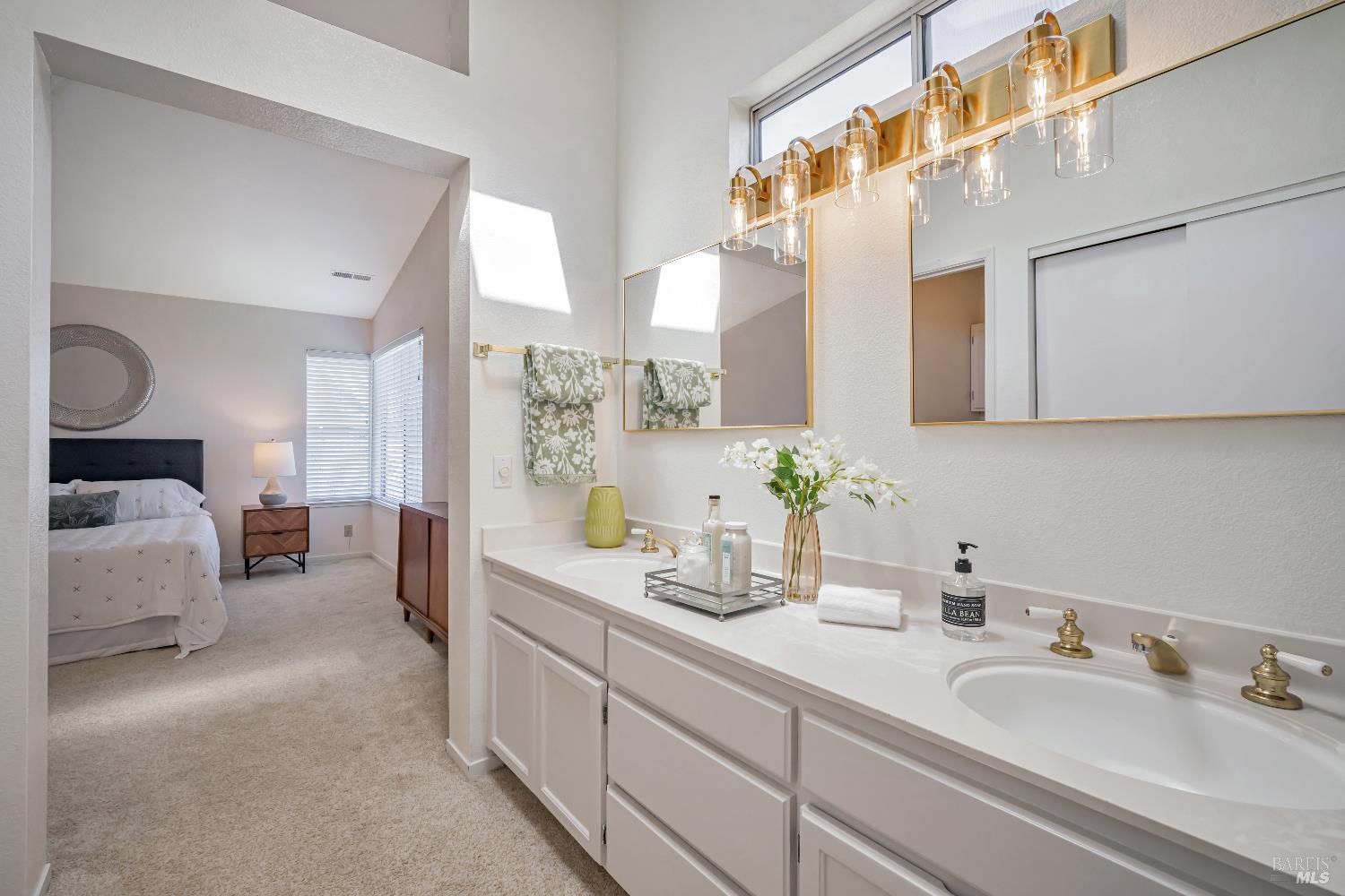 Detail Gallery Image 27 of 46 For 9616 Berkshire Way, Windsor,  CA 95492 - 3 Beds | 2/1 Baths