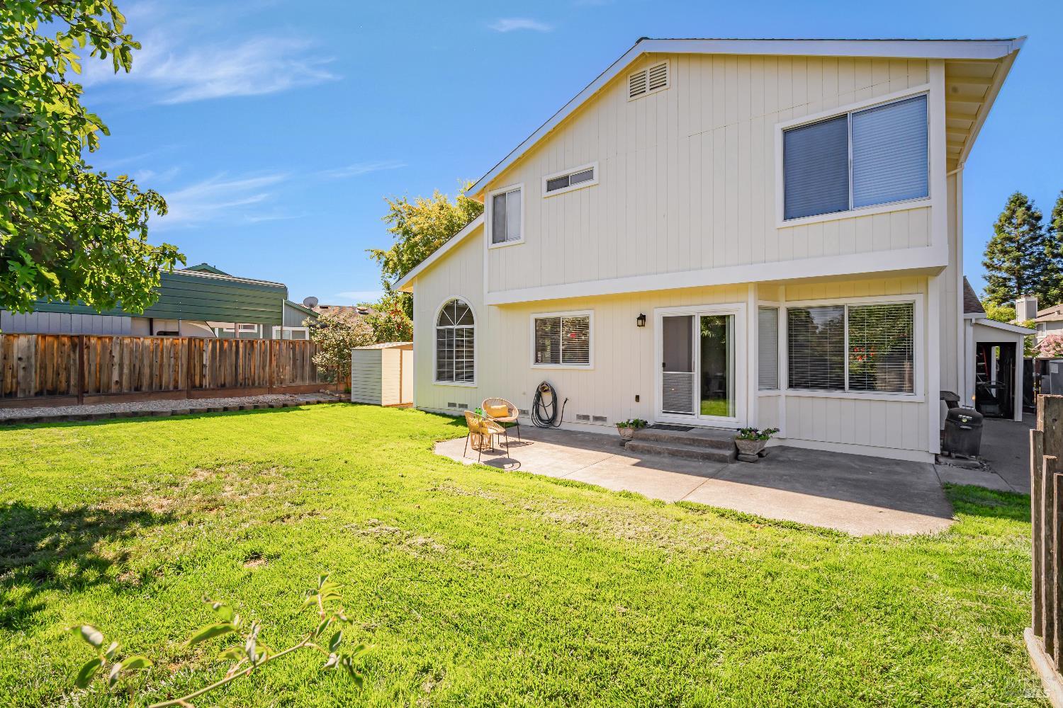 Detail Gallery Image 45 of 46 For 9616 Berkshire Way, Windsor,  CA 95492 - 3 Beds | 2/1 Baths