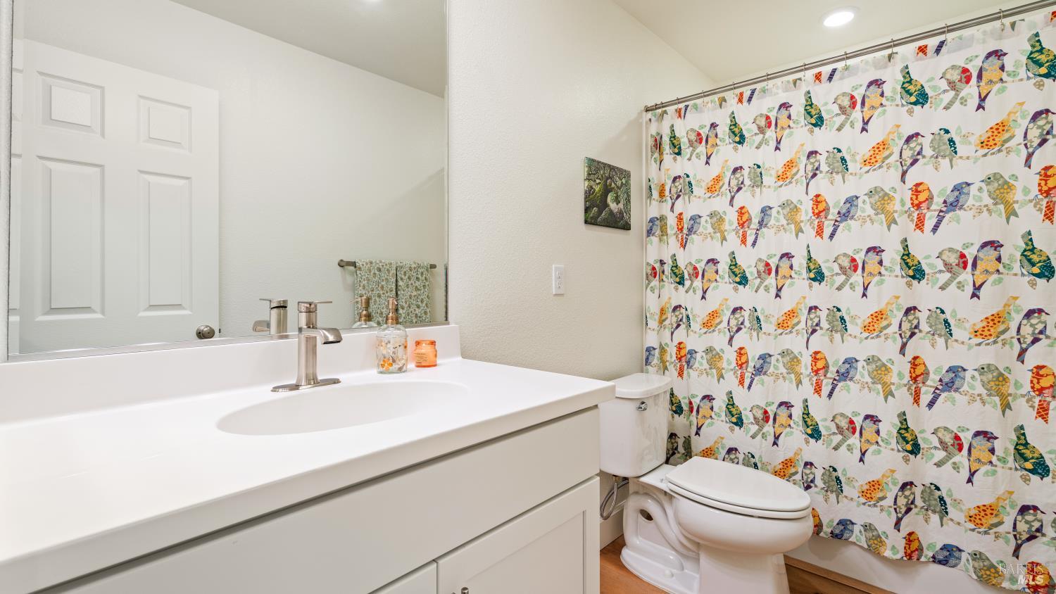 Detail Gallery Image 10 of 50 For 3 Lapis Ct, Petaluma,  CA 94952 - 3 Beds | 2/1 Baths