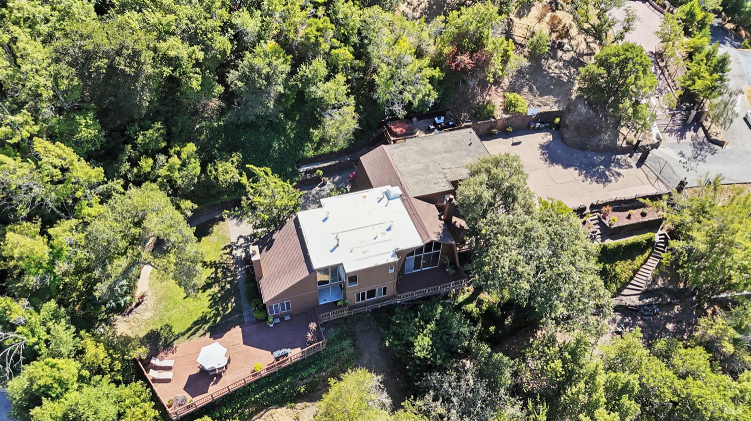 Detail Gallery Image 47 of 49 For 111 Glenside Way, San Rafael,  CA 94903 - 5 Beds | 4/1 Baths