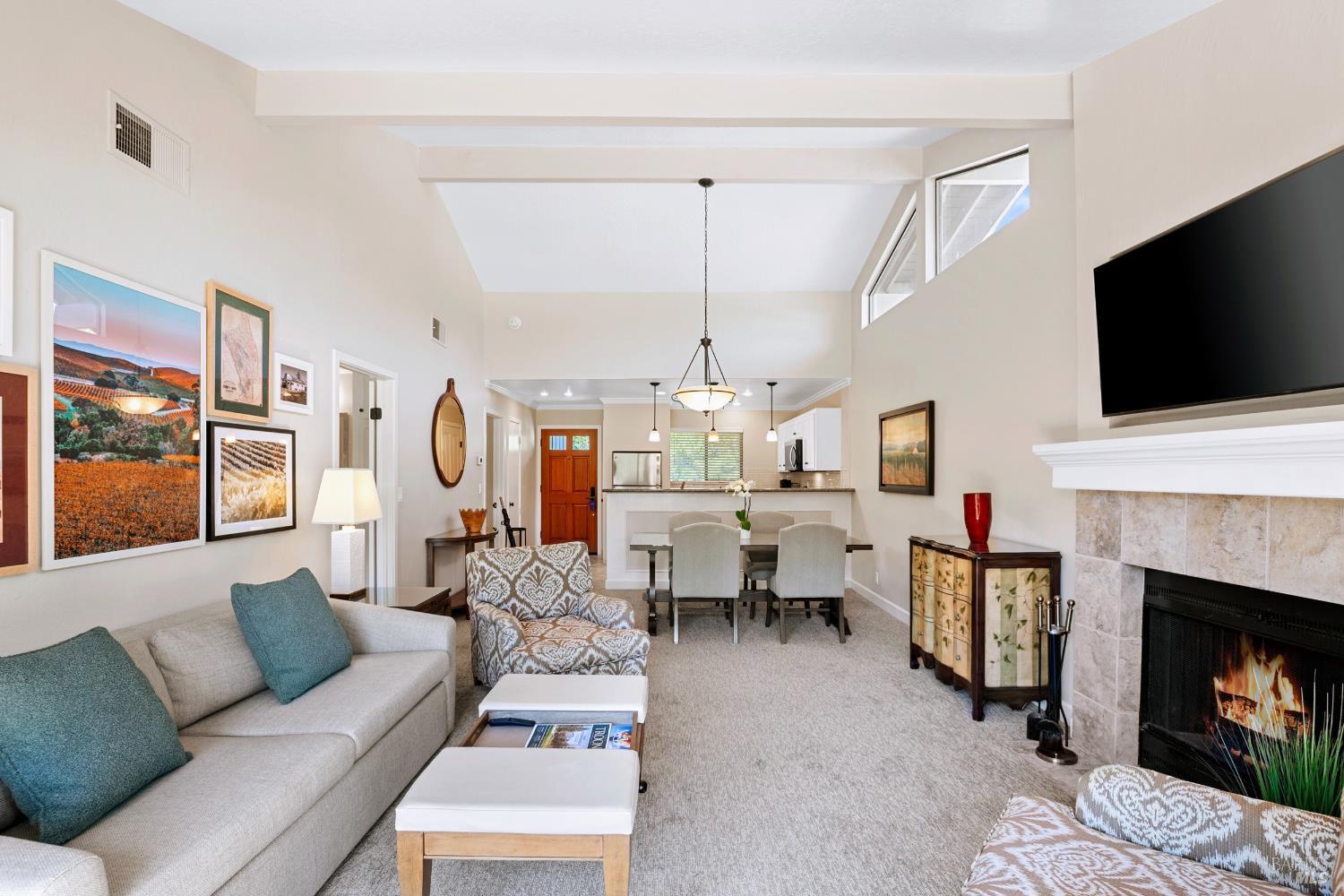 Detail Gallery Image 20 of 47 For 833 Augusta Cir, Napa,  CA 94558 - 2 Beds | 2 Baths