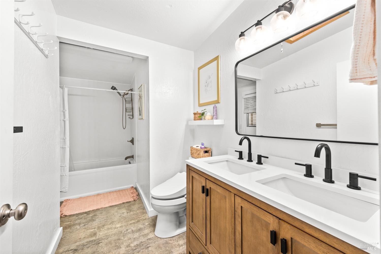 Detail Gallery Image 12 of 41 For 14792 Northern Ave, Guerneville,  CA 95446 - 2 Beds | 1 Baths