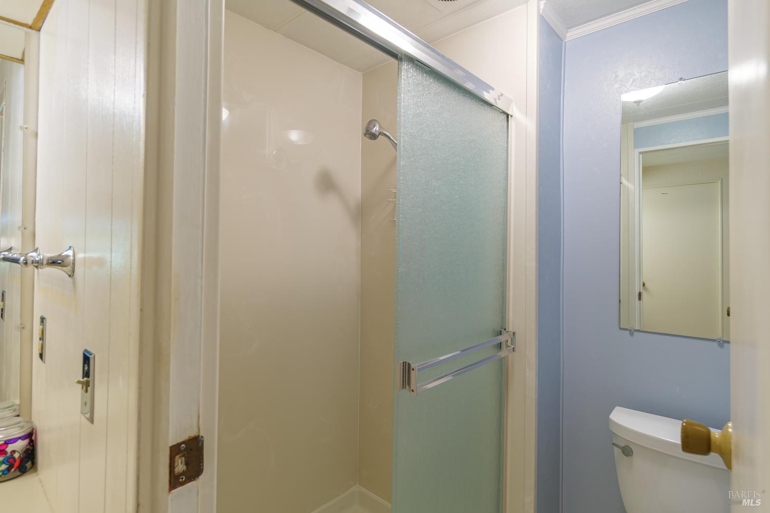 Detail Gallery Image 11 of 17 For 16 Marin Valley Dr, Novato,  CA 94949 - 2 Beds | 2 Baths