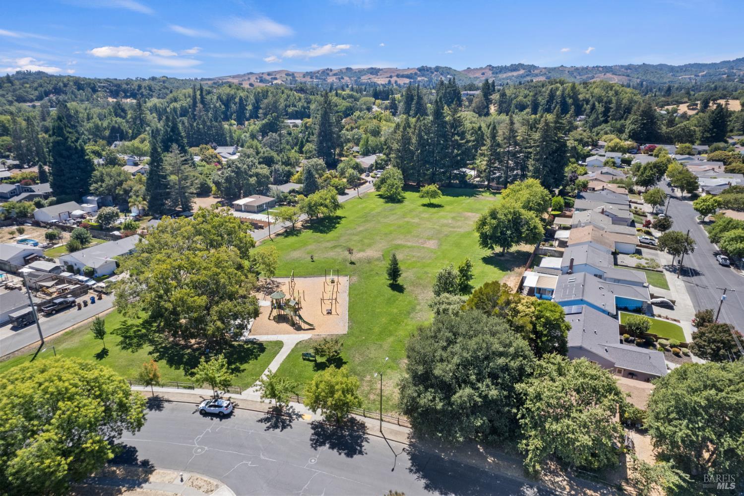 Detail Gallery Image 32 of 33 For 1565 Baywood Ln, Napa,  CA 94558 - 2 Beds | 1 Baths