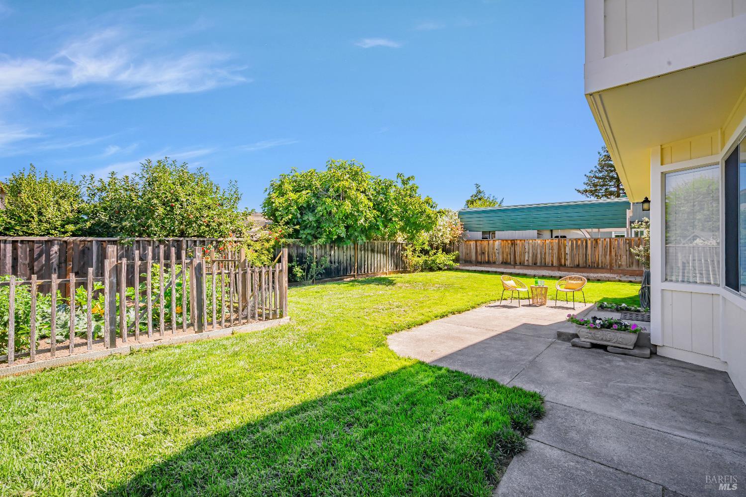 Detail Gallery Image 40 of 46 For 9616 Berkshire Way, Windsor,  CA 95492 - 3 Beds | 2/1 Baths