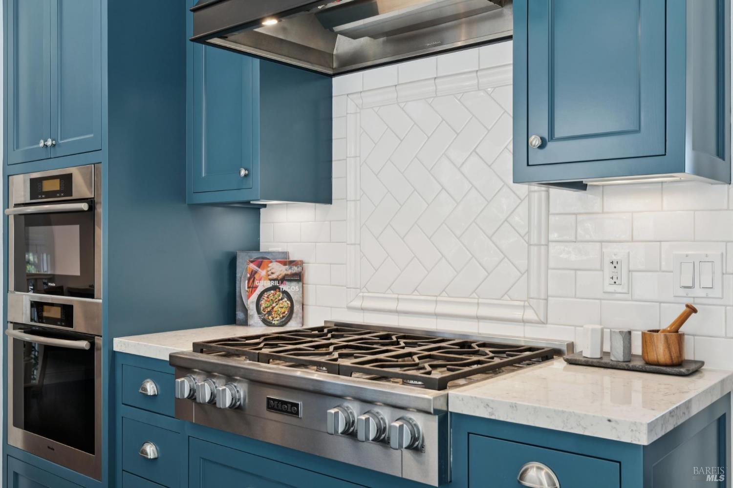 Detail Gallery Image 28 of 62 For 139 Trinidad Dr, Tiburon,  CA 94920 - 4 Beds | 2/1 Baths