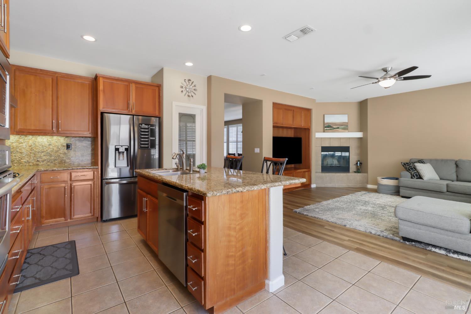 Detail Gallery Image 29 of 58 For 1105 Bello Dr, Dixon,  CA 95620 - 4 Beds | 2/1 Baths