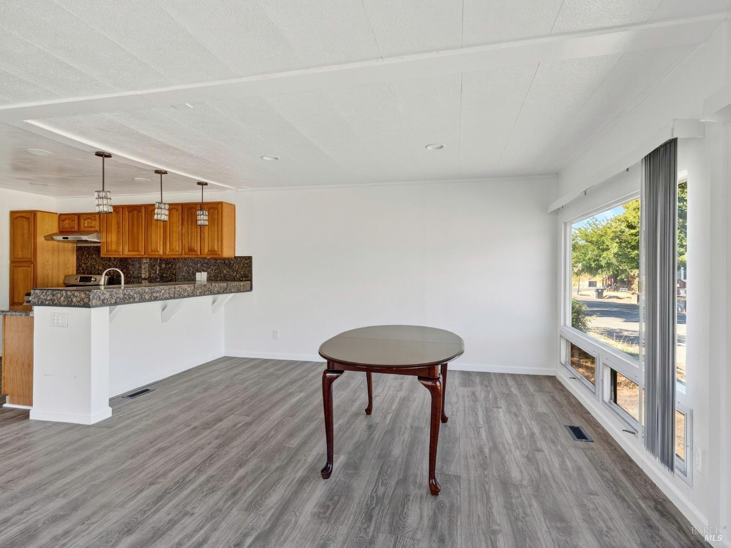 Detail Gallery Image 28 of 44 For 375 E Highway 20 Hwy 50, Upper Lake,  CA 95485 - 2 Beds | 2 Baths