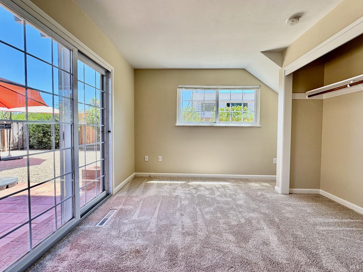 Detail Gallery Image 16 of 27 For 1971 Olive Ave, Saint Helena,  CA 94574 - 4 Beds | 3 Baths