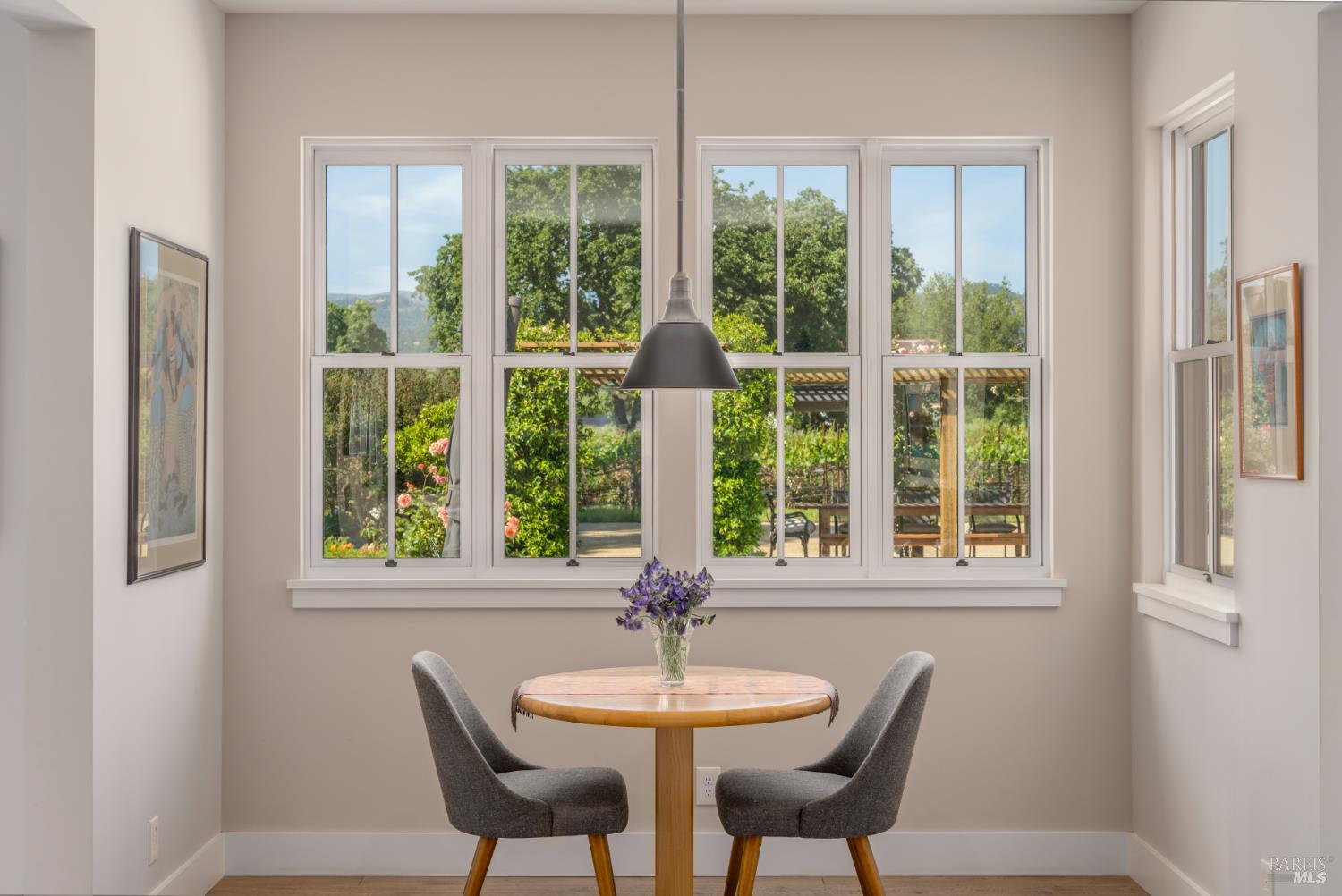 Detail Gallery Image 16 of 46 For 1030 E Macarthur St, Sonoma,  CA 95476 - 3 Beds | 4/1 Baths