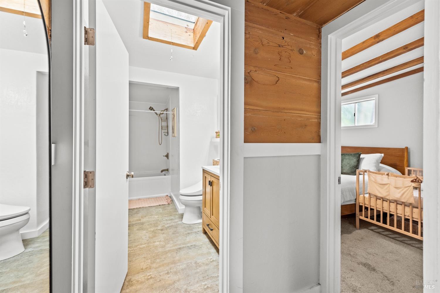 Detail Gallery Image 11 of 41 For 14792 Northern Ave, Guerneville,  CA 95446 - 2 Beds | 1 Baths