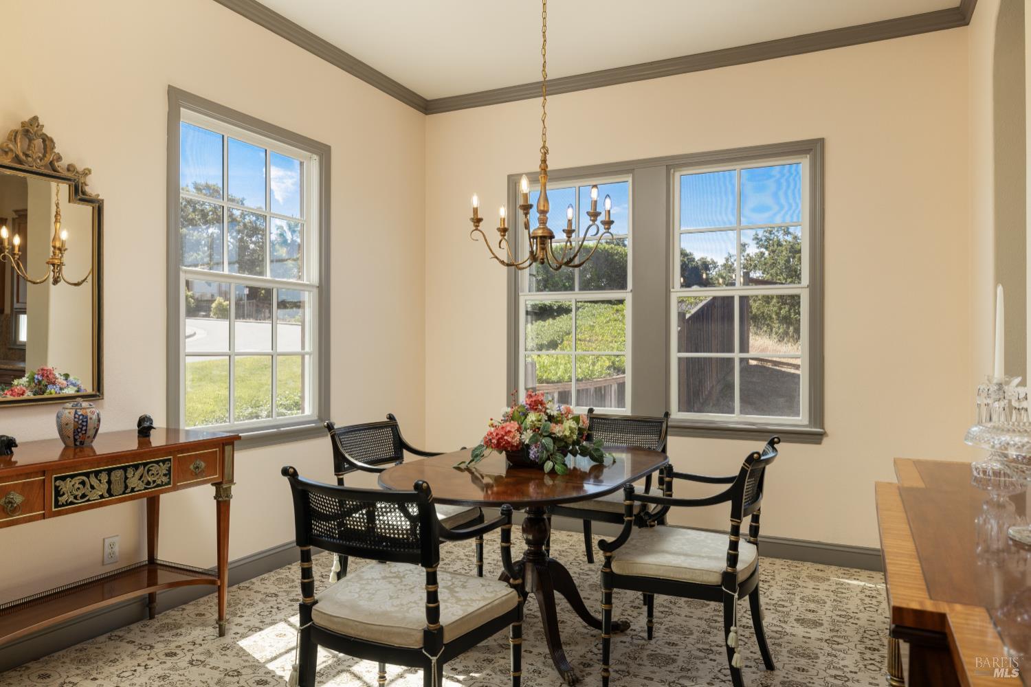 Detail Gallery Image 15 of 40 For 112 Chapel Hill Rd, Novato,  CA 94949 - 4 Beds | 3/1 Baths