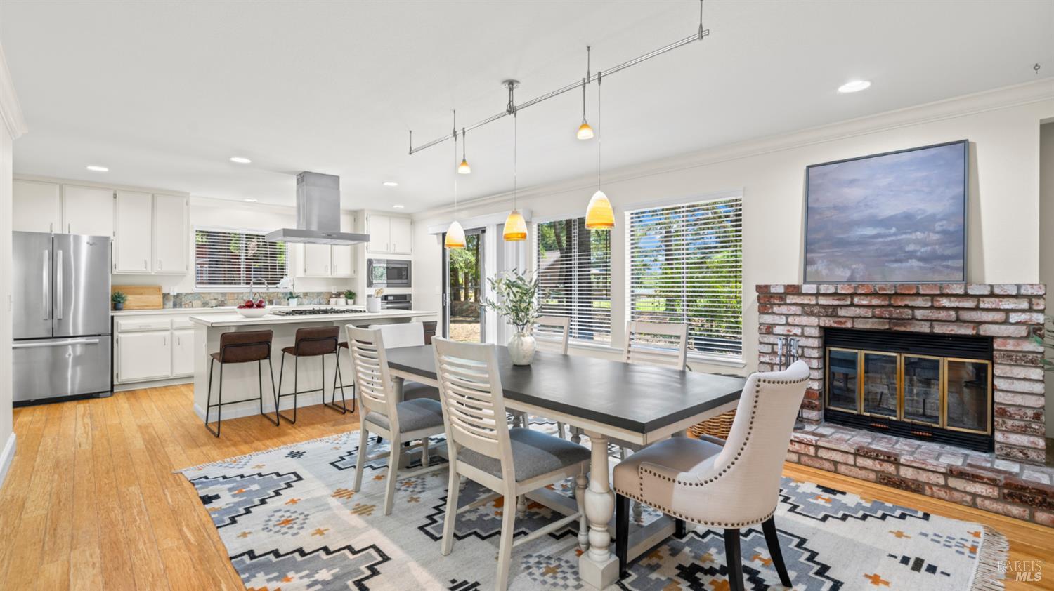 Detail Gallery Image 13 of 63 For 3155 Frei Rd, Sebastopol,  CA 95472 - 3 Beds | 2/1 Baths