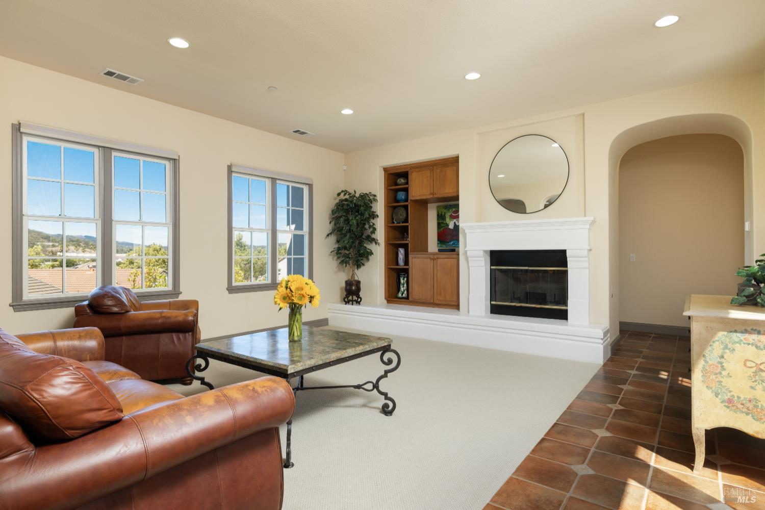 Detail Gallery Image 10 of 40 For 112 Chapel Hill Rd, Novato,  CA 94949 - 4 Beds | 3/1 Baths