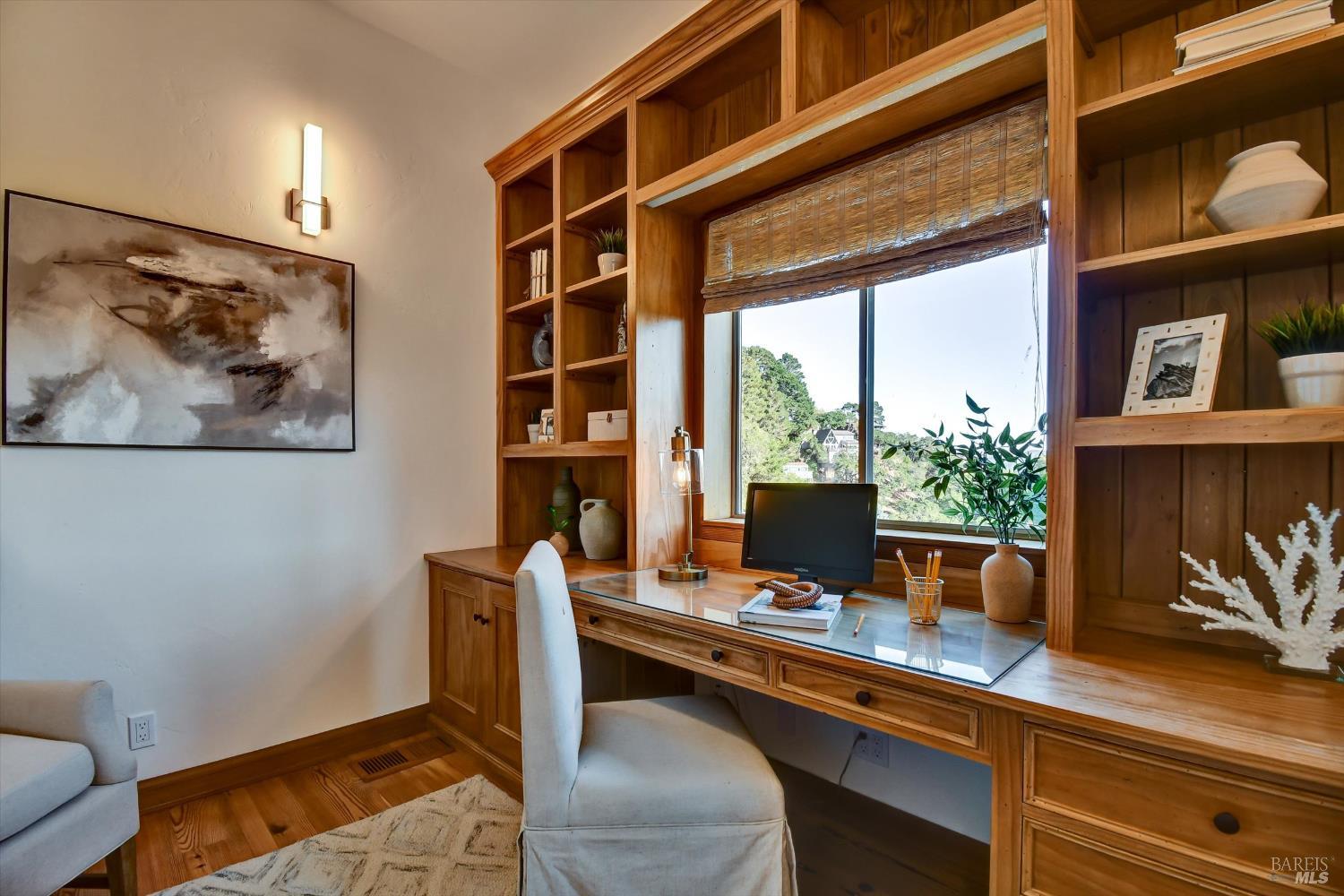 Detail Gallery Image 12 of 91 For 78 Greenwood Way, Mill Valley,  CA 94941 - 3 Beds | 2 Baths