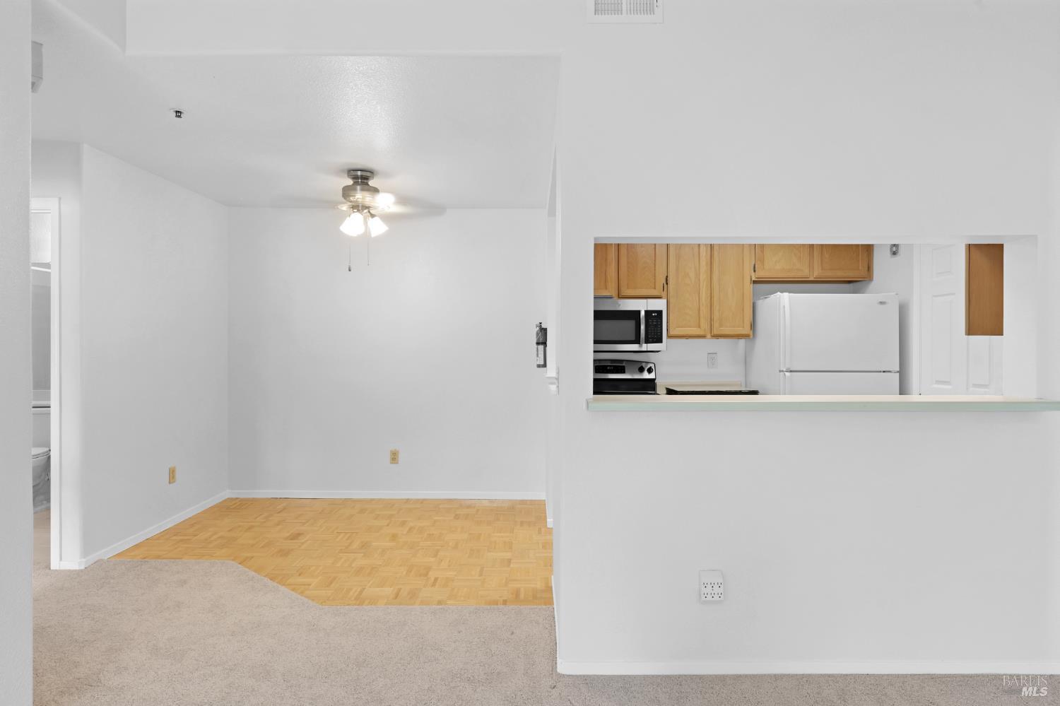 Detail Gallery Image 7 of 29 For 506 Dursey Dr, Pinole,  CA 94564 - 2 Beds | 2 Baths
