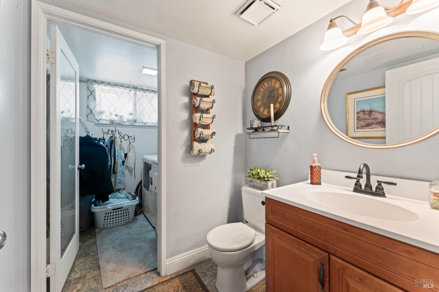 Detail Gallery Image 25 of 47 For 921 Bolton Cir, Benicia,  CA 94510 - 3 Beds | 2/1 Baths