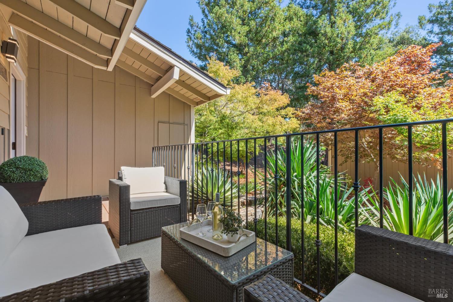 Detail Gallery Image 41 of 69 For 836 Acorn Way, Napa,  CA 94558 - 3 Beds | 2 Baths