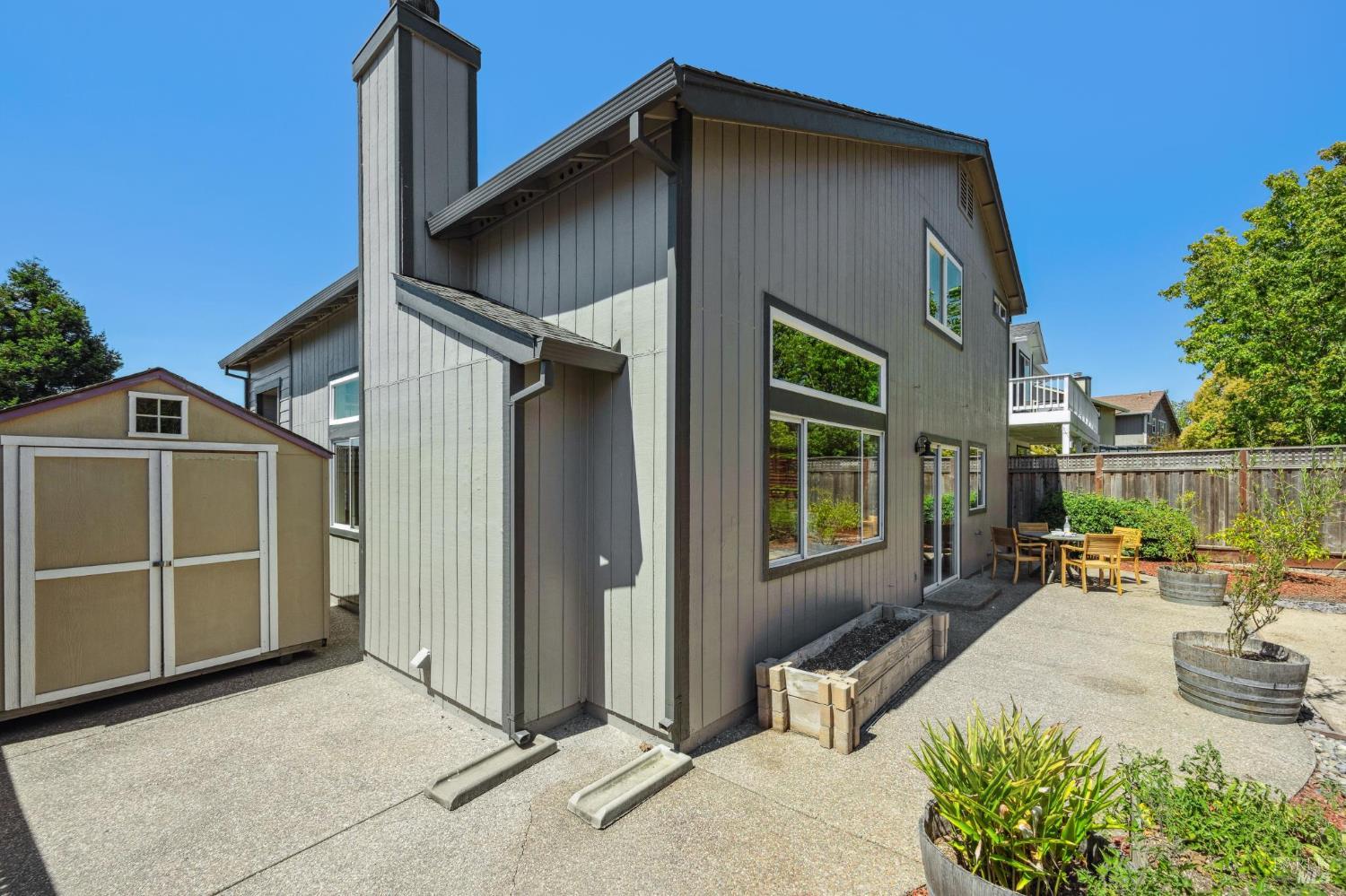 Detail Gallery Image 50 of 53 For 8030 Macaw Ct, Rohnert Park,  CA 94928 - 3 Beds | 2/1 Baths
