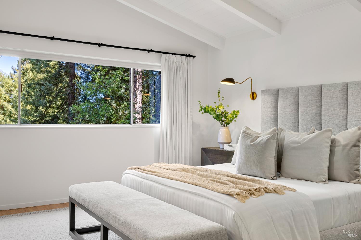 Detail Gallery Image 24 of 56 For 306 Edgewood Ave, Mill Valley,  CA 94941 - 4 Beds | 3 Baths