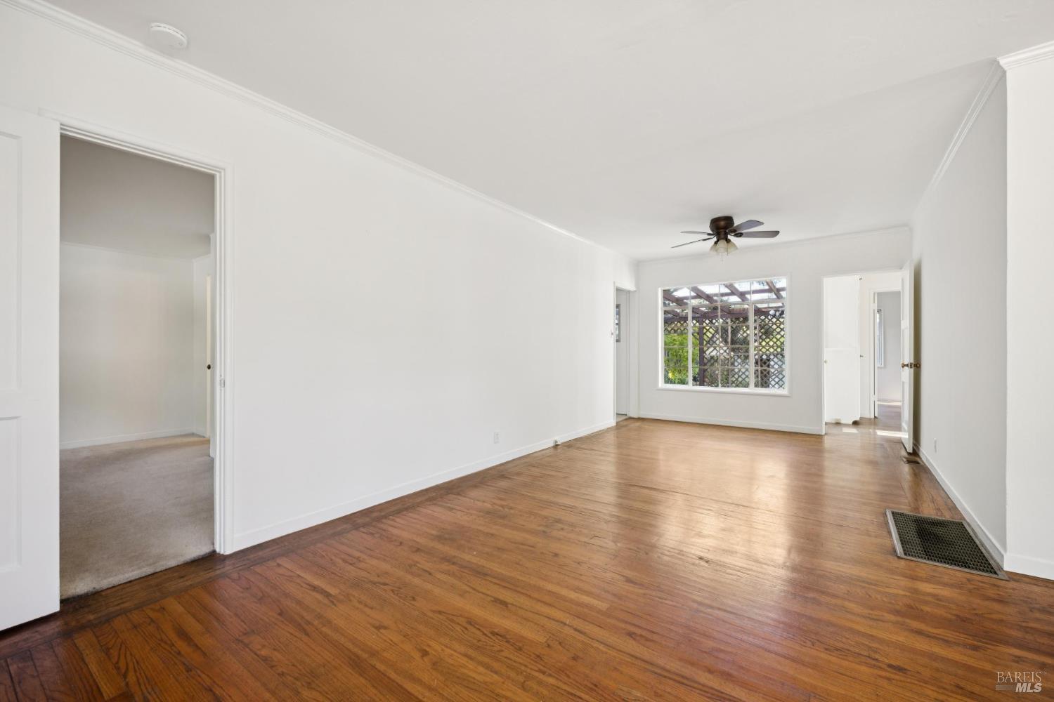 Detail Gallery Image 11 of 40 For 95 the Alameda Unkn, San Anselmo,  CA 94960 - 3 Beds | 2 Baths