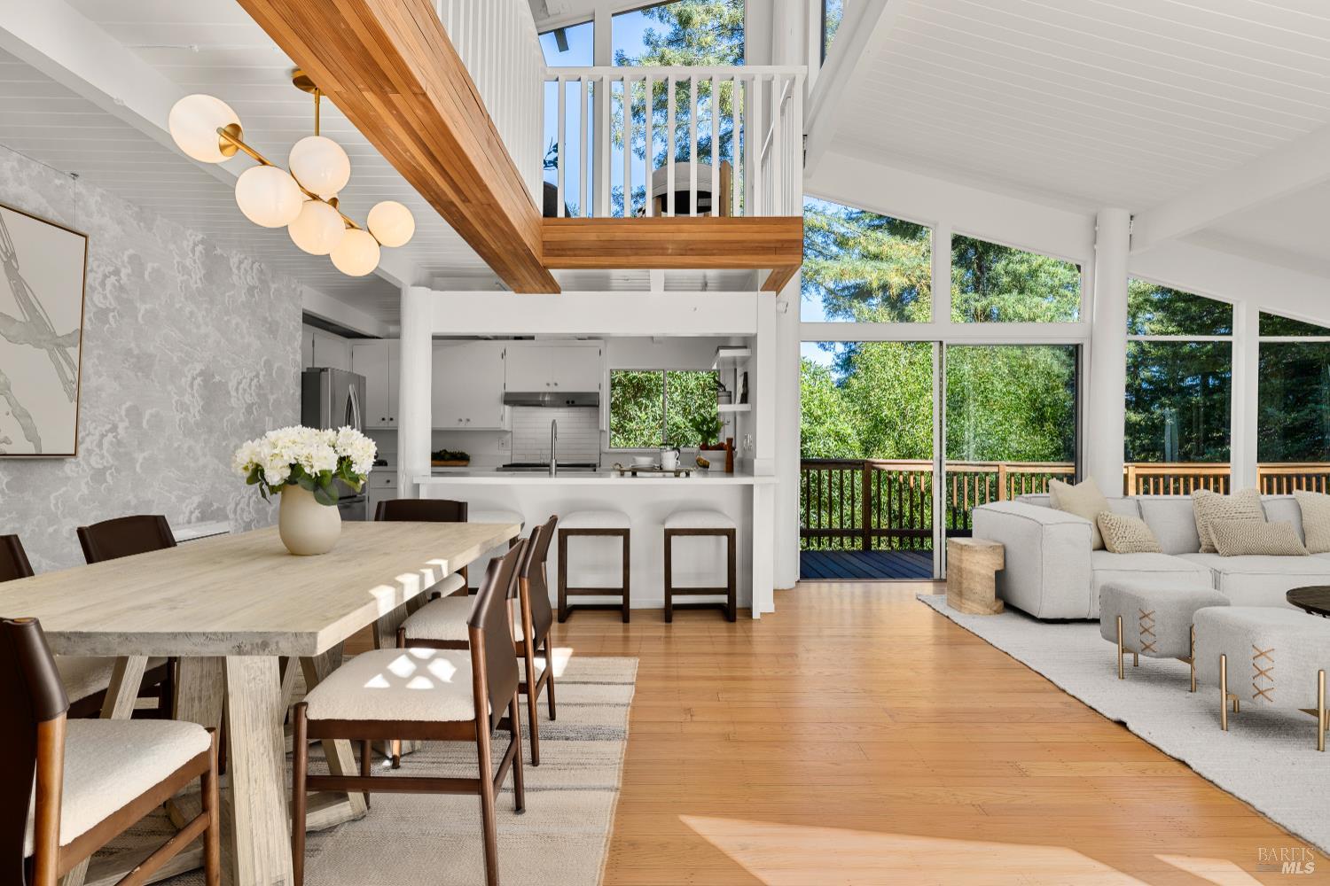 Detail Gallery Image 3 of 56 For 306 Edgewood Ave, Mill Valley,  CA 94941 - 4 Beds | 3 Baths