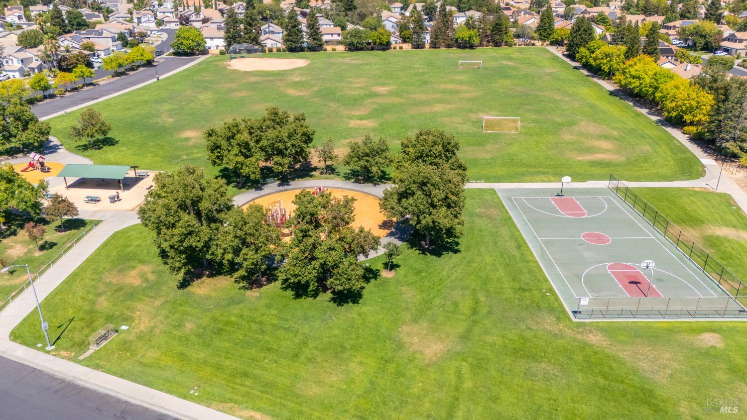 Detail Gallery Image 52 of 58 For 202 Bantry Dr, Vacaville,  CA 95688 - 3 Beds | 2 Baths