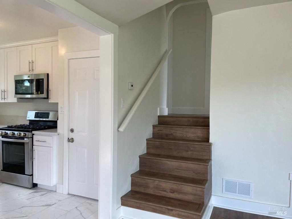 Detail Gallery Image 12 of 14 For 93 14 Th St, Vallejo,  CA 94590 - 2 Beds | 1 Baths