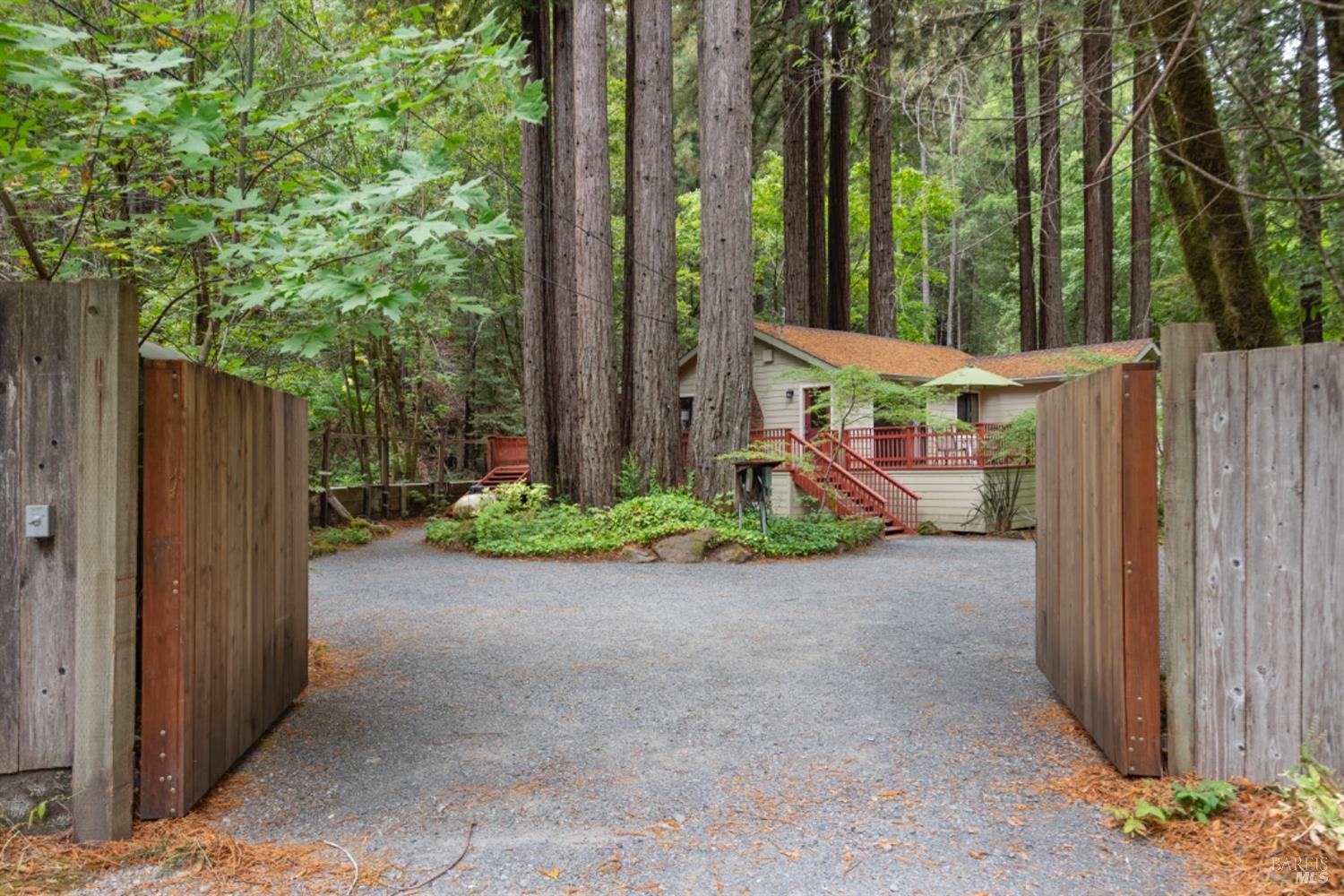 Detail Gallery Image 1 of 39 For 7600 Bohemian Hwy, Occidental,  CA 95465 - 2 Beds | 1 Baths