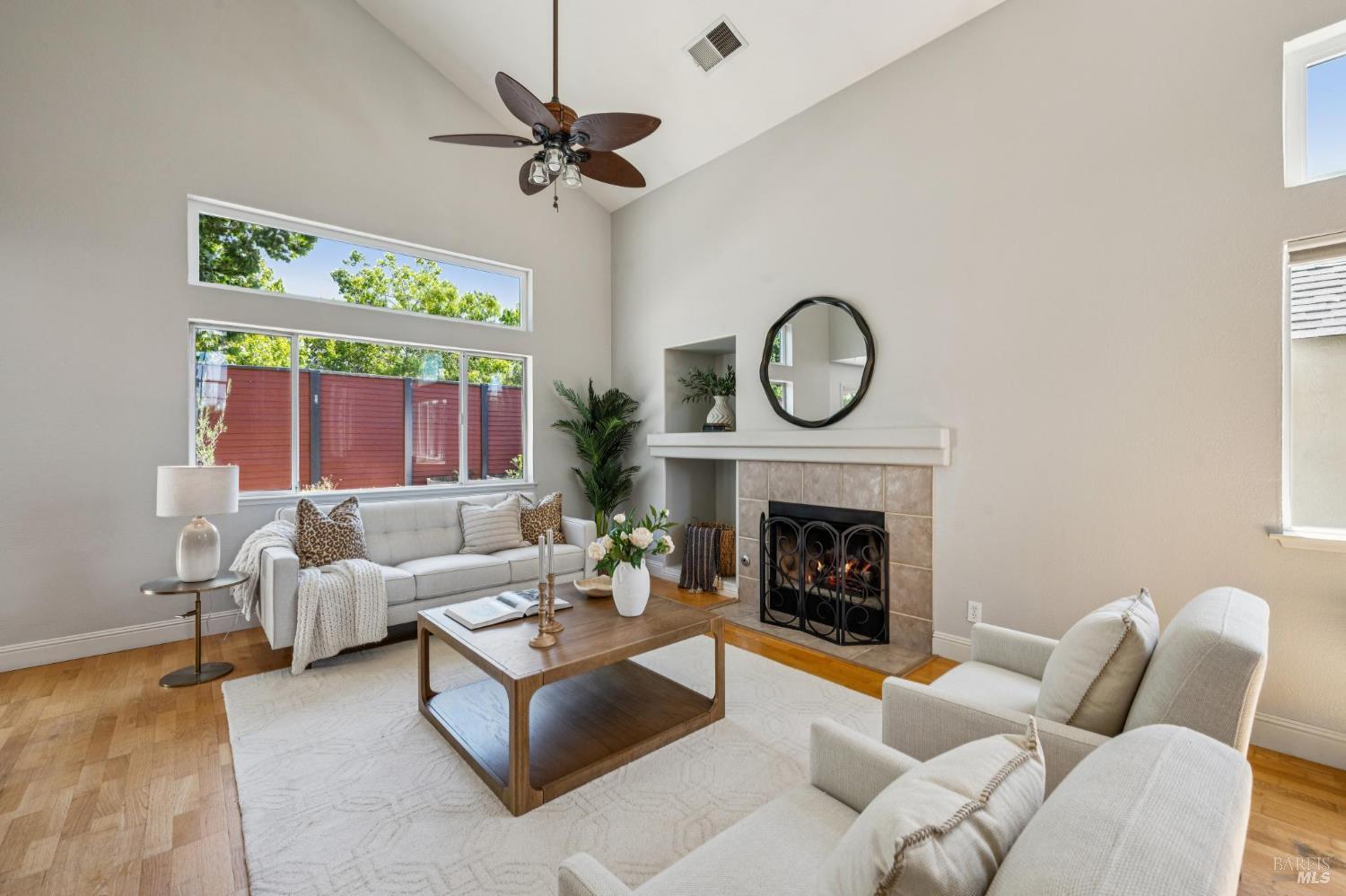 Detail Gallery Image 7 of 53 For 8030 Macaw Ct, Rohnert Park,  CA 94928 - 3 Beds | 2/1 Baths