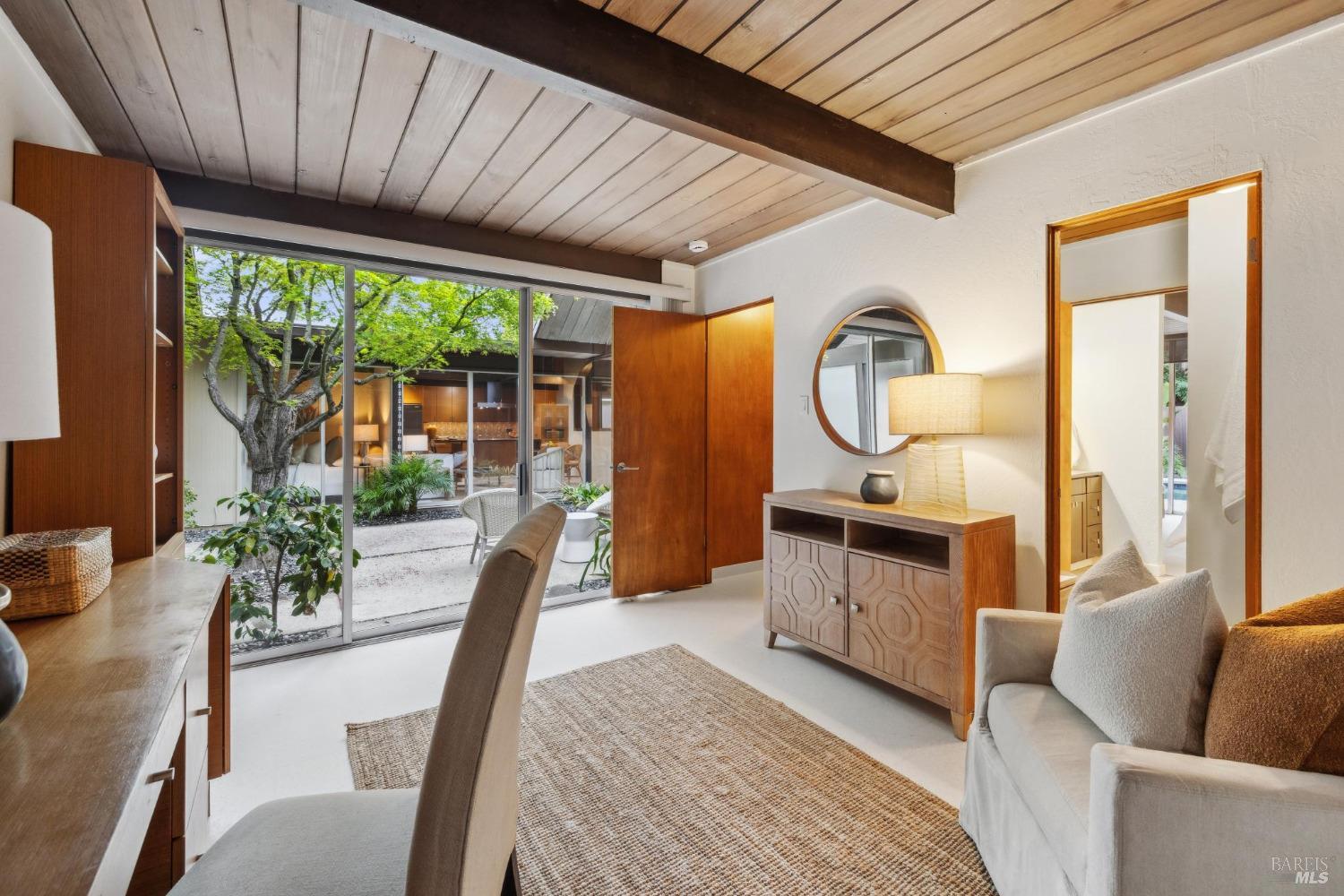 Detail Gallery Image 38 of 55 For 87 Mount Rainier Dr, San Rafael,  CA 94903 - 5 Beds | 2 Baths