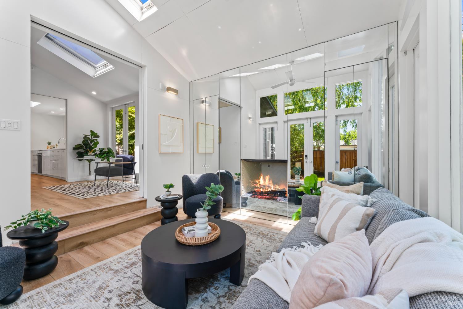Detail Gallery Image 33 of 77 For 108 Randolph St, Napa,  CA 94559 - 3 Beds | 3 Baths
