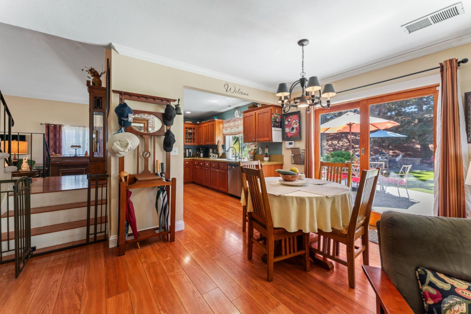 Detail Gallery Image 20 of 47 For 921 Bolton Cir, Benicia,  CA 94510 - 3 Beds | 2/1 Baths
