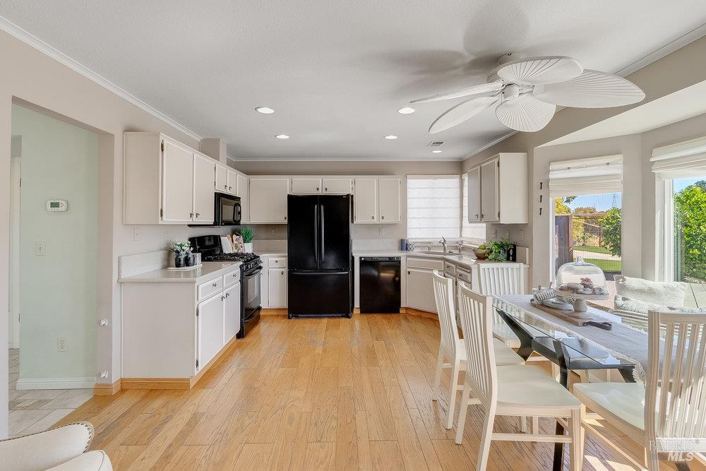 Detail Gallery Image 17 of 61 For 108 James River Rd, Vallejo,  CA 94591 - 3 Beds | 2/1 Baths
