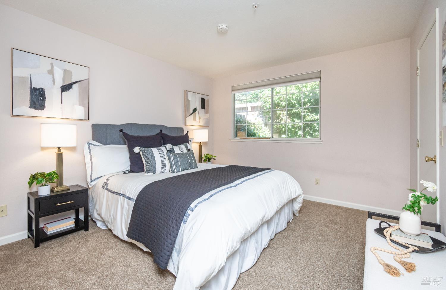 Detail Gallery Image 9 of 25 For 2748 Elks Way, Napa,  CA 94558 - 3 Beds | 2 Baths