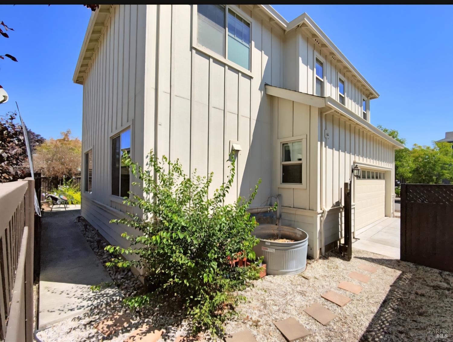 Detail Gallery Image 29 of 30 For 2353 George Ln, Santa Rosa,  CA 95403 - 3 Beds | 2/1 Baths