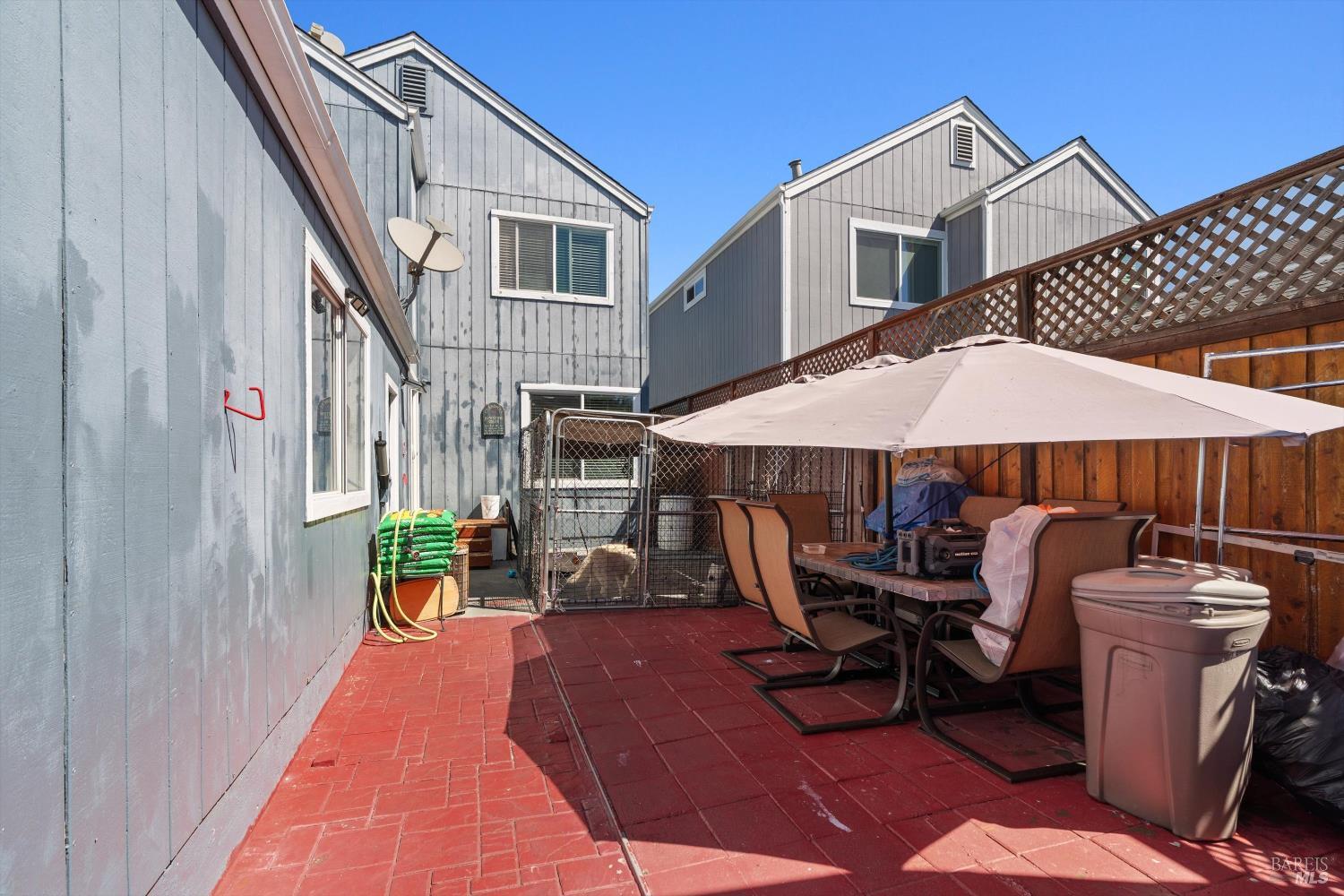 Detail Gallery Image 12 of 13 For 216 Anteeo Way, Santa Rosa,  CA 95407 - 3 Beds | 2/1 Baths