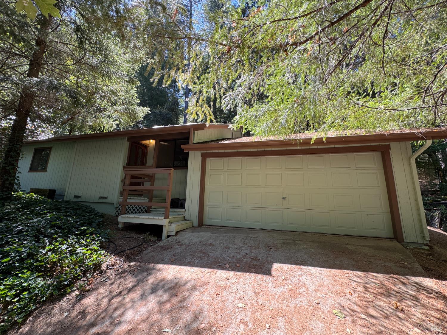 Detail Gallery Image 1 of 6 For 15835 Bottle Rock Rd, Cobb,  CA 95426 - 2 Beds | 2 Baths