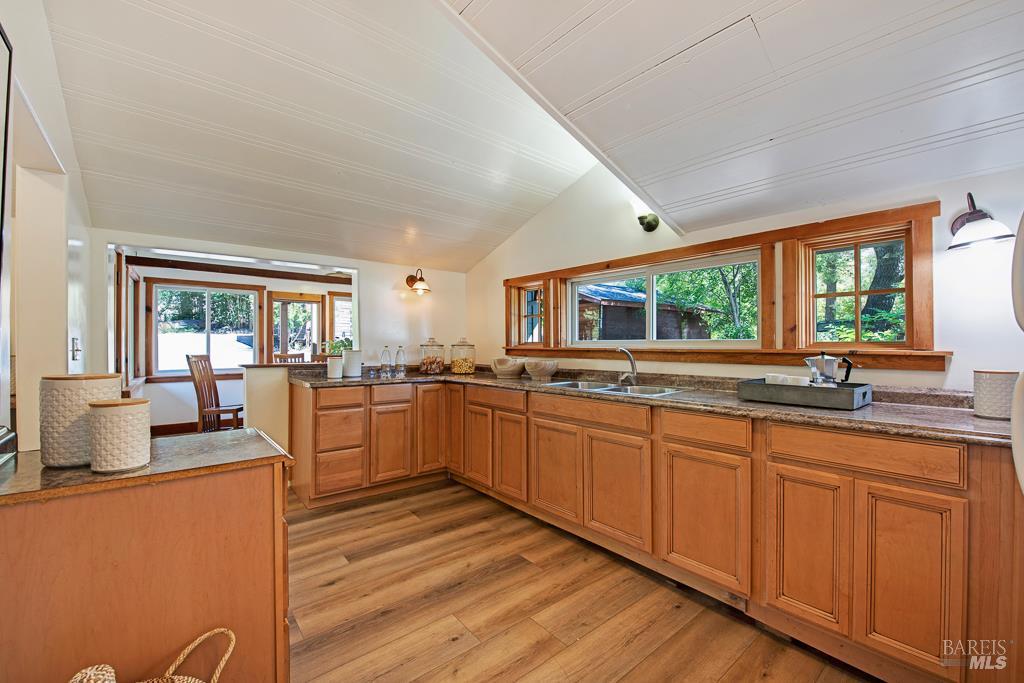 Detail Gallery Image 51 of 83 For 5961 Anderson Rd, Forestville,  CA 95436 - 3 Beds | 3 Baths