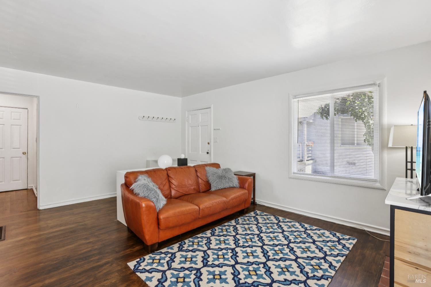 Detail Gallery Image 8 of 32 For 1522 Francisco St, Berkeley,  CA 94703 - 2 Beds | 2 Baths