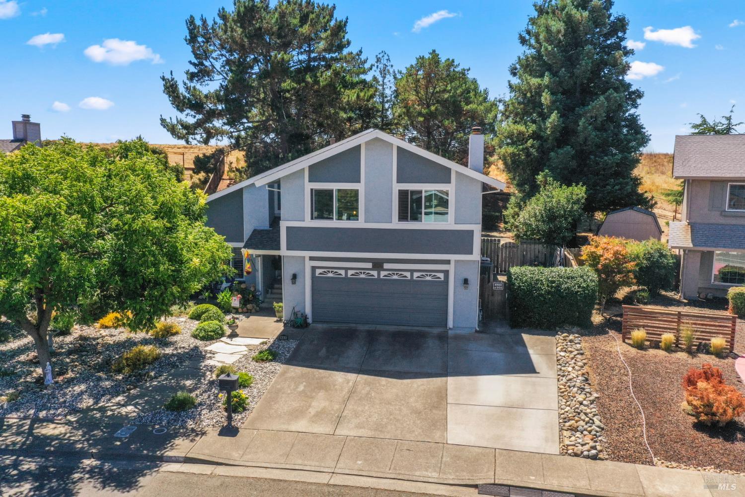 Detail Gallery Image 1 of 47 For 921 Bolton Cir, Benicia,  CA 94510 - 3 Beds | 2/1 Baths