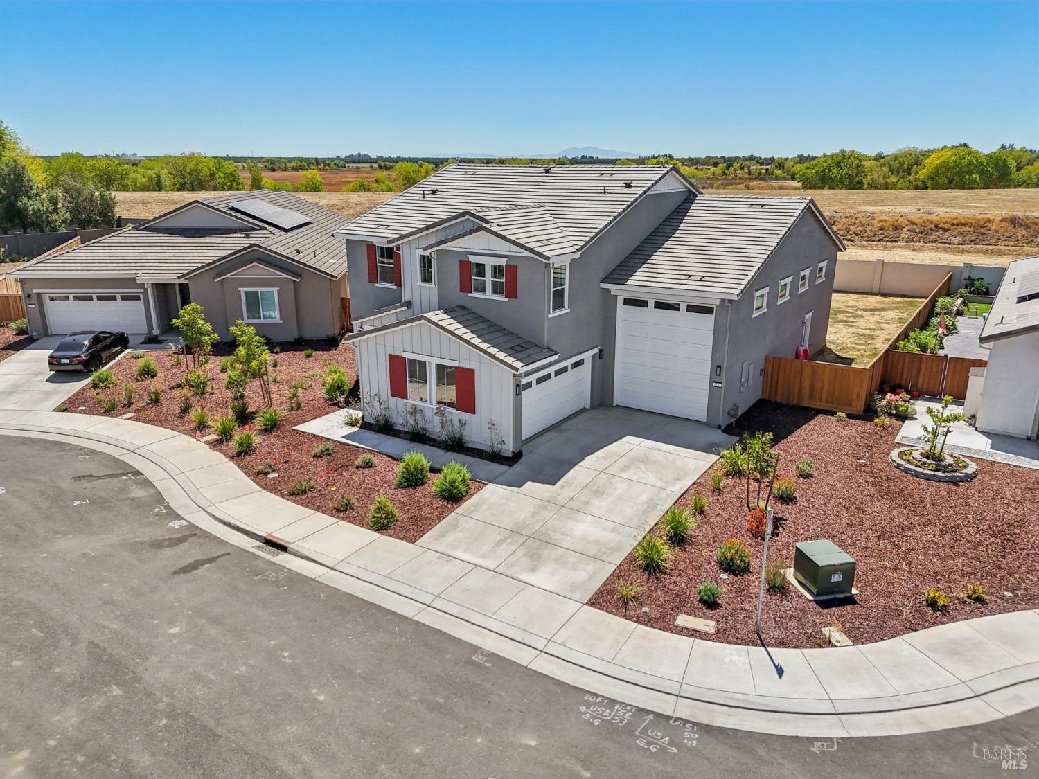 Detail Gallery Image 1 of 44 For 1553 Base Ct, Dixon,  CA 95620 - 4 Beds | 3 Baths