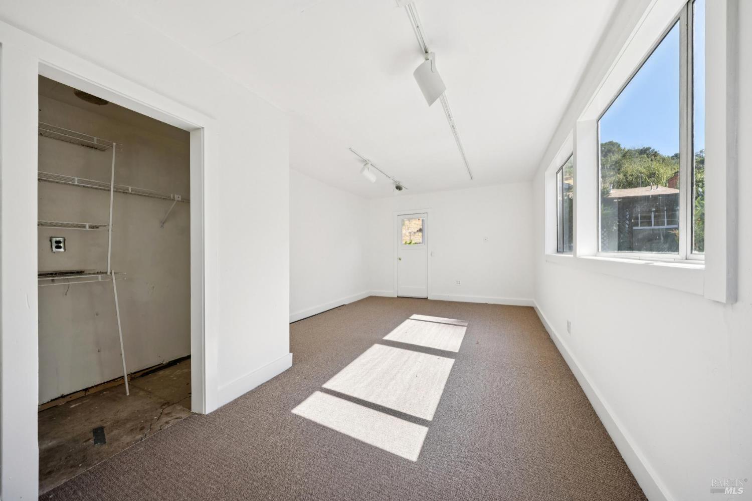 Detail Gallery Image 36 of 40 For 95 the Alameda Unkn, San Anselmo,  CA 94960 - 3 Beds | 2 Baths
